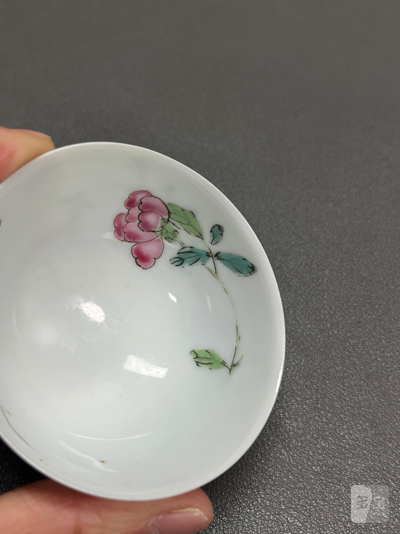 清雍正 粉彩花卉纹杯 - 图12